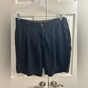 TOMMY BAHAMA Men 100%Silk Pleated Black Short | 36